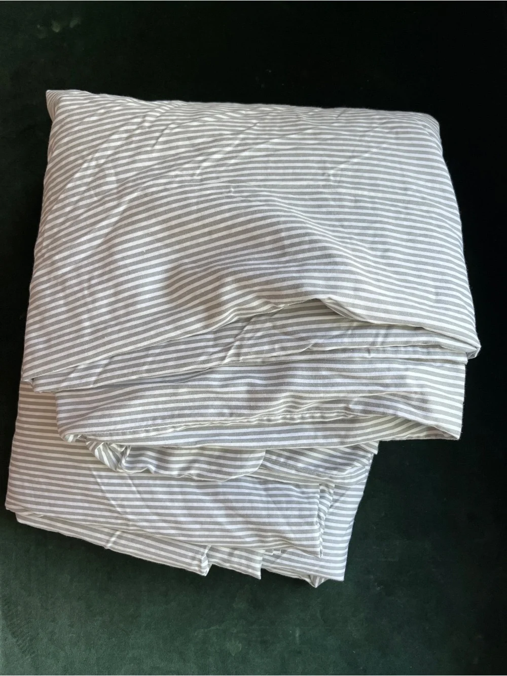 Brooklinen king classic percale duvet cover 100% cotton grey and white